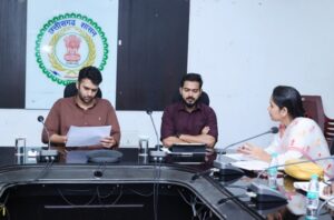 जल जीवन मिशन के कार्यों में किसी भी प्रकार की लापरवाही बर्दाश्त नहीं की जाएगी- कलेक्टर मयंक चतुर्वेदी