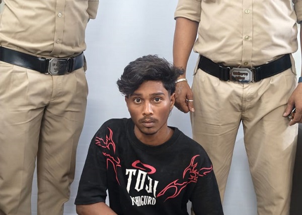 Raigarh News: नाबालिग को दूसरी बार भगाया, जूटमिल पुलिस ने बालिका किया दस्तयाब, बालिका को भगा ले जाने वाले आरोपी गिरफ्तार, अपहरण और दुष्कर्म और पॉक्सो एक्ट में भेजा गया रिमांड