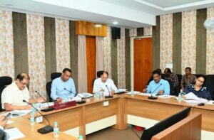 लोक निर्माण विभाग के सचिव ने जेलों में निर्माणाधीन कार्यों की प्रगति की समीक्षा की, कार्यपालन अभियंताओं, जेल अधीक्षकों और ठेकेदारों को बेहतर समन्वय बनाकर कार्यों में तेजी लाने के दिए निर्देश