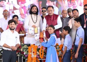 मुख्यमंत्री विष्णुदेव साय समोदा में लोकार्पण-भूमिपूजन कार्यक्रम में हुए शामिल, 128 करोड़ रुपये से अधिक के विकास कार्यों की सौगात