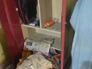  Raigarh News: सूने घर से सोने-चांदी के जेवरात पार, जांच में जूटी पुलिस, बेटे से मिलने बिलासपुर गया था परिवार