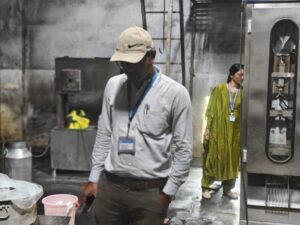 Raigarh News: डेयरी एनालॉग उत्पादों पर सख्ती: खाद्य सुरक्षा विभाग की कार्रवाई, फ्रेसशेल डेयरी सहित कई प्रतिष्ठानों का निरीक्षण, नमूने जांच के लिए भेजे