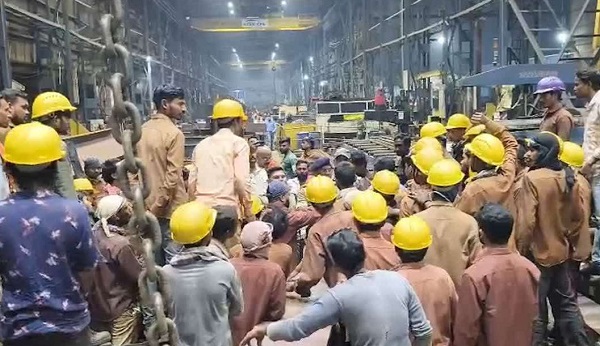 Chhattisgarh: हथखोज की स्टील इंफ्रा सॉल्यूशन में हादसे की जांच, जांच में खुलीं गंभीर सुरक्षा खामियां, क्रेन संचालन पर लगा प्रतिबंध