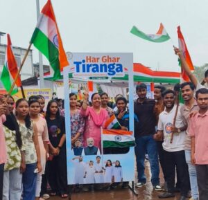 Raigarh: सिंदूर पार्क में ‘हर घर तिरंगा’ और ‘वंदे मातरम’ पर आधारित छायाचित्र प्रदर्शनी बनी आकर्षण का केंद्र
