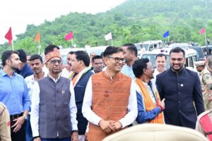 रायगढ़ के नगर वन को ऑक्सीजन हब और पर्यटन स्थल के रूप में किया जाएगा विकसित : वित्त मंत्री ओपी चौधरी