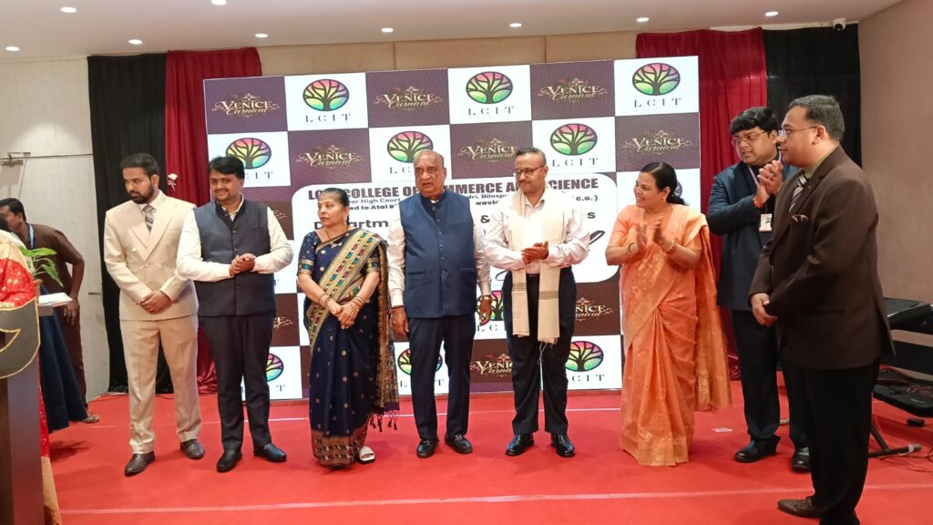 एलसीआईटी कॉलेज में ‘वेनिस कार्निवल – द वेलकम गाला’ का भव्य आयोजन, मुख्य अतिथि आईजी रामगोपाल गर्ग ने विद्यार्थियों को दिए सफलता व जीवन निर्माण के मूल मंत्र