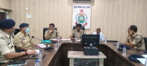 Raigarh News: क्राइम मीटिंग में एडिशनल एसपी अनिल सोनी के सख्त निर्देश—लंबित गंभीर अपराधों का प्राथमिकता से करें निराकरण, 60 दिन के भीतर सामान्य मामलों के निराकरण के निर्देश