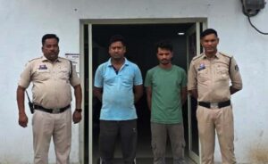 Raigarh News: हाईवे पर डीजल चोरी करने वाले गिरोह का पर्दाफाश, फर्जी नंबर प्लेट लगी स्कॉर्पियो से करते थे वारदात, पुलिस ने 2 आरोपियों को गिरफ्तार किया