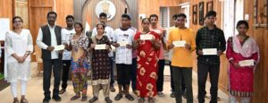 बंदूक छोड़ आत्मसम्मान का रास्ता, नारायणपुर में आत्मसमर्पित 50 युवाओं के लिए 70.68 लाख रुपए की प्रोत्साहन राशि मंजूर