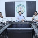 जनदर्शन और सीएम हेल्पलाइन के प्रकरणों का गुणवत्तापूर्ण निराकरण सुनिश्चित करें: कलेक्टर मयंक चतुर्वेदी