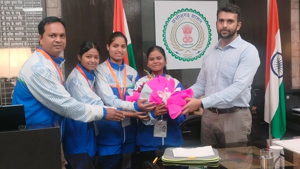 रायगढ़ की बेटियों का अंतरराष्ट्रीय जलवा, भारत को दिलाया कांस्य, कलेक्टर ने कहा-जिले के लिए गौरव की बात, खिलाड़ियों को दी बधाई