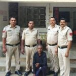 Raigarh: टांगी से वार कर ग्रामीण की हत्या करने वाला आरोपी गिरफ्तार, आपसी कहासुनी पर बढ़ा विवाद