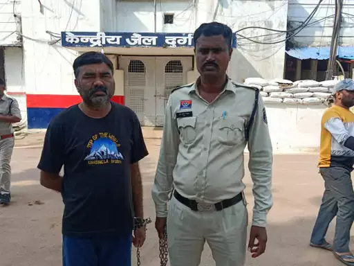 नौकरी का सपना दिखाया, बड़े अफसरों से पहचान बताकर ऐंठे 11 लाख; अब पुलिस के हत्थे चढ़ा आरोपी