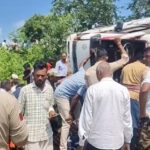 CG News: कर्मचारियों से भरी बस बेकाबू होकर पलटी, एक की मौत, 20 से अधिक घायल