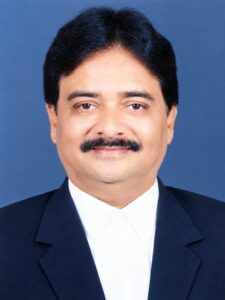 स्वतंत्रता संग्राम सेनानी स्व. ब्रजभूषण शर्मा के ज्येष्ठ पुत्र वरिष्ठ अधिवक्ता एवं पूर्व जिला बार एसोसिएशन अध्यक्ष रमेश कुमार शर्मा (झब्बू) का निधन