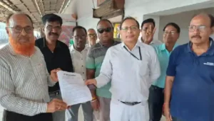 प्रयागराज विशाखापट्टनम ट्रेन निरस्त, ट्रेड यूनियन काउंसिल ने बहाली के लिए सौपा  ज्ञापन