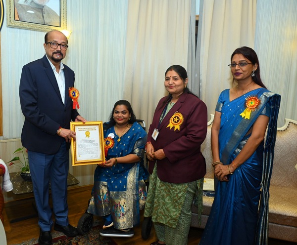 दृष्टिबाधित विद्यार्थियों को शिक्षा की मुख्यधारा से जोड़ने के लिए और अधिक प्रयास जरूरी -राज्यपाल रमेन डेका