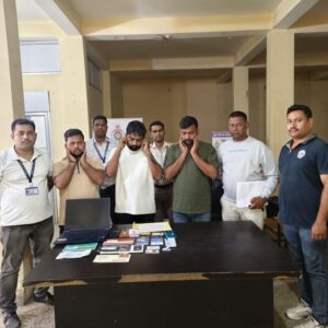 CG News: म्यूल बैंक खातों के जरिए साइबर ठगी का नेटवर्क बेनकाब, 6 आरोपी गिरफ्तार, कमीशन के बदले उपलब्ध कराते थे बैंक खाते, 25 दिनों में खाते से हुआ 2.20 करोड़ का संदिग्ध लेन-देन