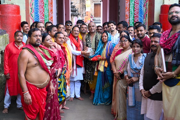 भगवान लिंगराज के दर्शन कर मुख्यमंत्री विष्णु देव साय ने की प्रदेश की सुख-समृद्धि और खुशहाली की कामना