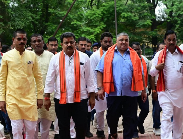 भोरमदेव कॉरिडोर के निर्माण में तेजी लाने उप मुख्यमंत्री एवं पर्यटन मंत्री के कड़े निर्देश, निर्माण कार्यो की धीमी प्रगति पर उप मुख्यमंत्री एवं पर्यटन मंत्री ने ठेकेदारों और निर्माण एजेंसियों के प्रति जताई नाराजगी