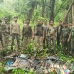 बीजापुर के जंगलों में मिला बड़ा नक्सली डंप,  SLR-INSAS समेत कई हथियार और गोला-बारूद बरामद