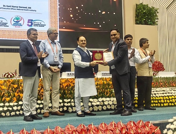  आयुष्मान भारत योजना के प्रभावी क्रियान्वयन में छत्तीसगढ़ को राष्ट्रीय स्तर पर मिला प्रतिष्ठित सम्मान