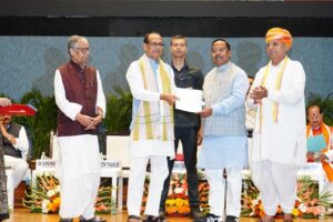 कृषि मंत्री राम विचार नेताम के लगातार प्रयासों से छत्तीसगढ़ के किसानों को केंद्र की बड़ी सौगात, कृषि विकास के लिए मिले 181.99 करोड़ रुपए