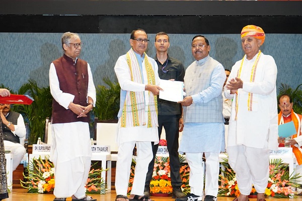 कृषि मंत्री राम विचार नेताम के लगातार प्रयासों से छत्तीसगढ़ के किसानों को केंद्र की बड़ी सौगात, कृषि विकास के लिए मिले 181.99 करोड़ रुपए