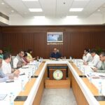 मुख्य सचिव ने विभागीय सचिवों को समयबद्ध कार्ययोजना बनाकर कार्य करने के दिए निर्देश, धान खरीदी नीति से लेकर जल प्रबंधन और प्रशासनिक सुधारों की हुई समीक्षा