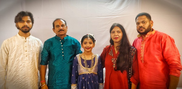 मां वैष्णवी संगीत महाविद्यालय कथक की छात्रा आहाना अग्रवाल ने तबले की थाप पर कथक नृत्य राष्ट्रीय चक्रधर समारोह 2026 में दी अदभुत प्रस्तुति –
