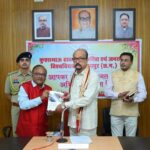 पत्रकारिता में सत्य, तथ्य और जनहित सर्वाेच्च प्राथमिकता हो – राज्यपाल रमेन डेका