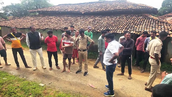 CG News: सड़क हादसे में दूसरी कक्षा की छात्रा की मौत, जिस बस से जाना था स्कूल, उसी ने कुचल डाला, अस्पताल पहुंचने से पहले मौत