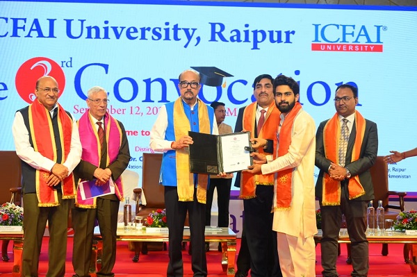 डिजिटल एडिक्शन आज किसी भी अन्य एडिक्शन से अधिक खतरनाक – राज्यपाल रमेन डेका