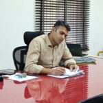 Raigarh News: जनदर्शन के प्रकरणों का अधिकारी स्वयं रुचि लेकर करें निराकरण, समय-सीमा का रखें विशेष ध्यान, कलेक्टर ने सुनी आमजनों की समस्याएं