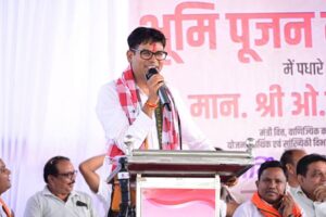 Raigarh News: रायगढ़ विधानसभा के गांवों को वित्त मंत्री ओ.पी.चौधरी ने दी विकास कार्यों की सौगात