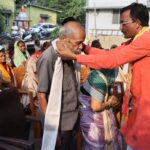 Raigarh: वृद्धजन समाज की महत्वपूर्ण धरोहर, अंतर्राष्ट्रीय वृद्धजन दिवस पर वृद्धजनों का हुआ सम्मान, श्रवण यंत्र एवं आवश्यक सामग्री का किया गया वितरण