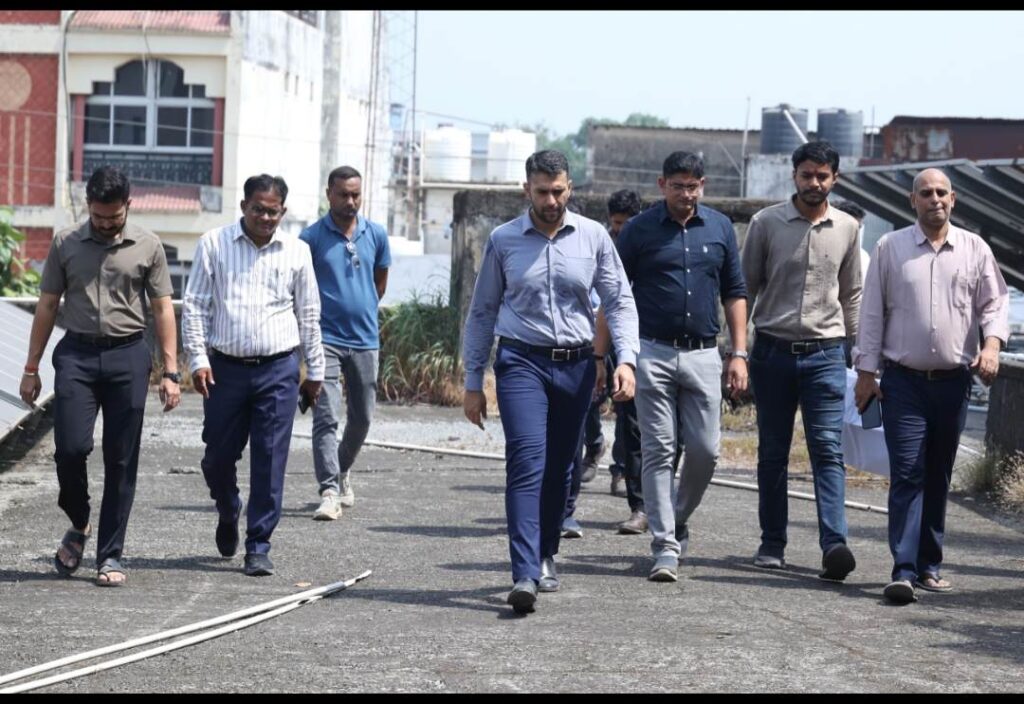 Raigarh News: जिला अस्पताल के निर्माण कार्य में सुस्ती पर कलेक्टर सख्त, ठेकेदार को 15 दिन का अल्टीमेटम, अपेक्षित प्रगति नहीं आई तो होगी कार्रवाई