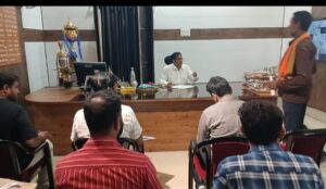 Raigarh News: पीएम आवास के 134 हितग्राहियों से होगी राशि की वसूली, आठ साल बाद भी अधूरे मकानों पर सख्ती, कमिश्नर ने एसडीएम को दिए कार्रवाई के निर्देश 