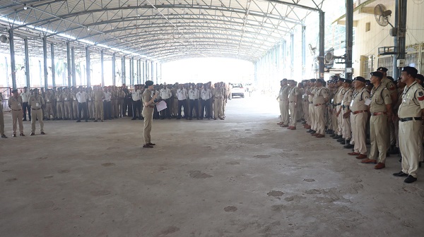 माँ बम्लेश्वरी की सेवा, सुरक्षा और श्रद्धालुओं की सुविधा के लिए राजनांदगांव पुलिस तैयार, नवरात्रि मेले में 1,100 से अधिक पुलिस बल की तैनाती 