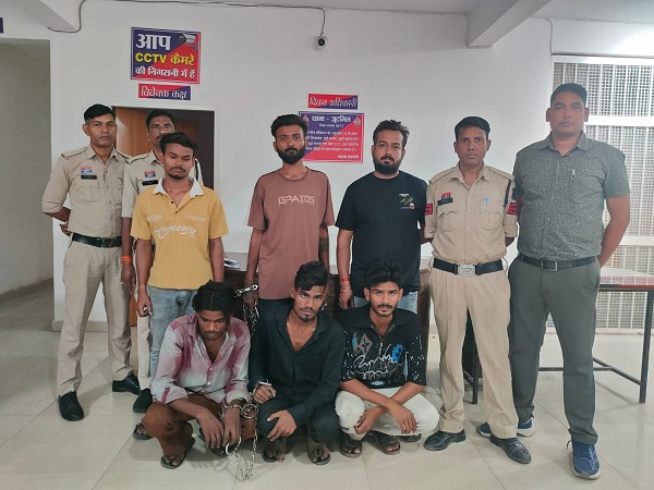 रायगढ़ में चाकू की नोक पर ट्रेलर चालक से लूट, मुख्य आरोपी समेत 6 गिरफ्तार, मोबाइल में दूसरे सिम से खुला राज, पुलिस पहुंची आरोपियों तक
