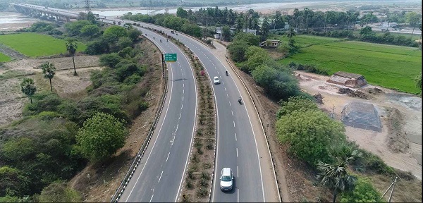 हाईवे से बाजार तक: बेहतर कनेक्टिविटी से स्थानीय कारोबार को मिल सकता है नया विस्तार, देवास-भोपाल हाईवे के आसपास पर्यटन, खानपान और छोटे व्यवसायों के लिए खुल रही हैं नई संभावनाएं