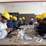 बस्तर के युवाओं को कौशल प्रशिक्षण से मिल रही आत्मनिर्भरता की नई राह, नक्सल प्रभावित क्षेत्रों के 2,323 पुनर्वासितों को दिया गया कौशल प्रशिक्षण