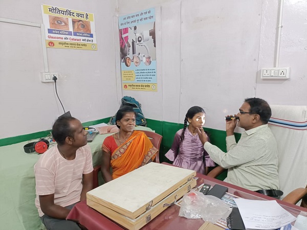 Raigarh News: घरघोड़ा में दिव्यांगजनों के यूडीआईडी कार्ड के लिए शिविर आयोजित, 57 दिव्यांगजनों का हुआ पंजीयन