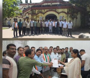 खरसिया में बुनियादी सुविधाओं को लेकर कांग्रेस का पैदल मार्च, CMO को सौंपा ज्ञापन