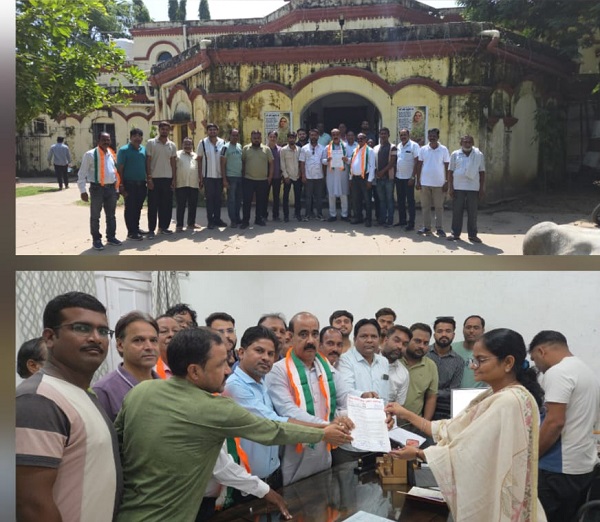 खरसिया में बुनियादी सुविधाओं को लेकर कांग्रेस का पैदल मार्च, CMO को सौंपा ज्ञापन