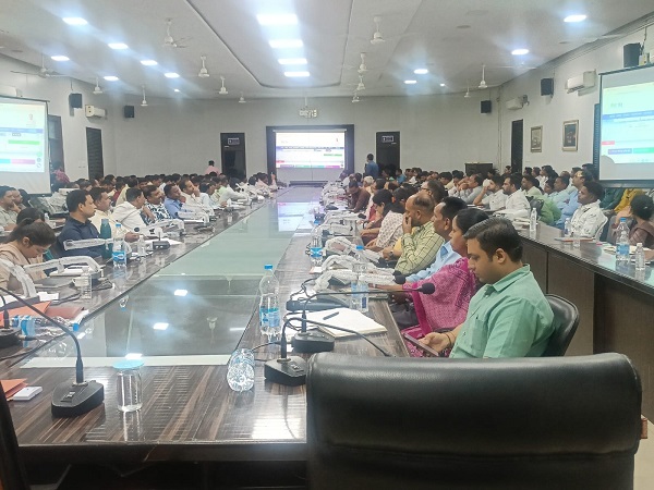 Raigarh: महिलाओं के नाम रजिस्ट्री पर 50 प्रतिशत छूट बनी आर्थिक बचत का आधार, जिले की 1,786 महिलाओं को मिल चुका है लाभ
